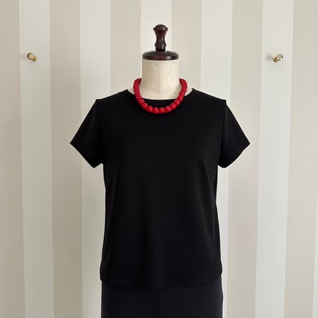 7-100   黒　美Ｔシャツ　Ｍ