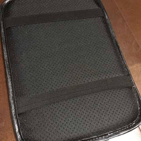 LEXUS★レクサス★カーボン調ブラックPUレザー★ラグジュアリーセンターコンソールパッド★３Dロゴ