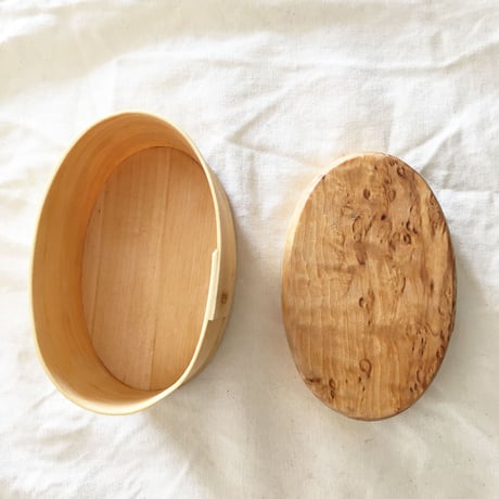 Svensk Hemslöjd_Handmade White birch round box