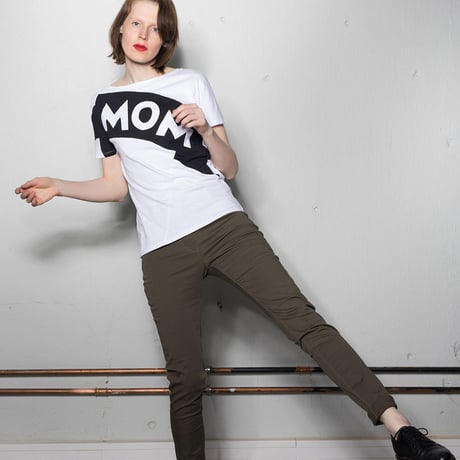 Reet Aus_ Up-Shirt for Women "MOM" ( レディースTシャツ）