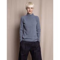 Reet Aus_ Sweater from recycle denim Blue_レディースサイズ
