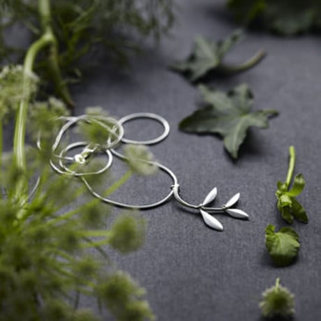 Cali Stockholm_Olive Necklace ( ネックレス）