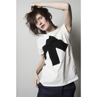Reet Aus_ Up-Shirt Women's Black and White ( Tシャツ_レディース）