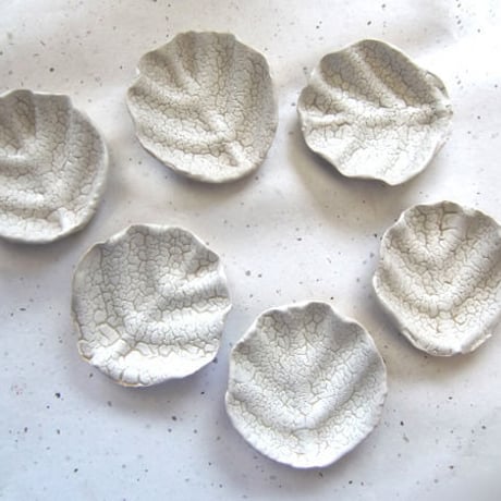 Ryoishic Hashiba _Small plates_ White leaf  (2 pcs set )