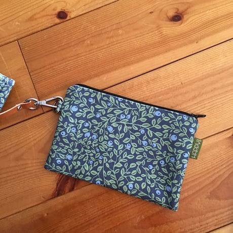 Happy Sthlm_Blueberry printed tote Large ( 2色あります）