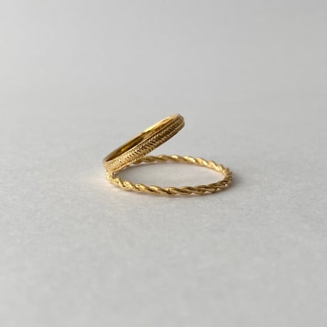 stitch double ring (gold)---333