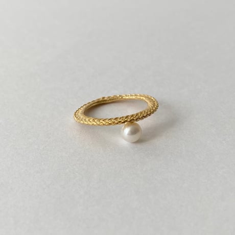 stitch circle  ring / pearl (gold)---332
