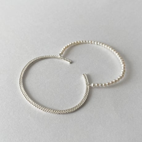 lace braid +pearl bangle(silver)---319