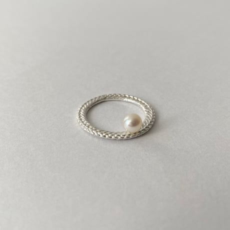 stitch circle  ring / pearl (silver)---332