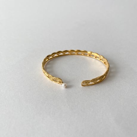lace scale bangle (gold)---290