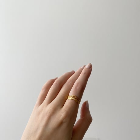 antique lace ring (gold)---330