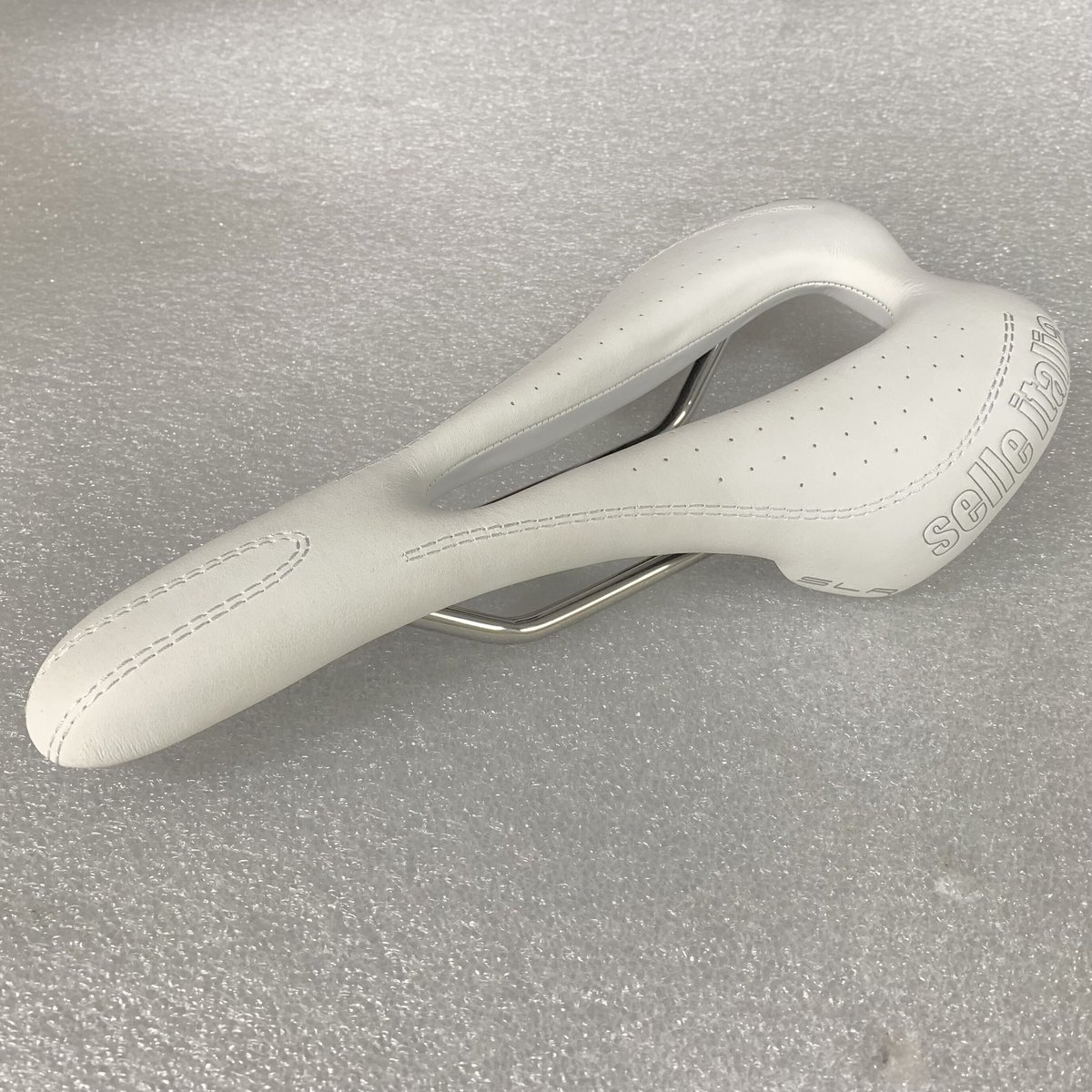 Selle Italia セライタリア SLR Lady Flow Ti316レール サドル Selle Italia セライタリア SLR Lady Flow Ti316レール サドル