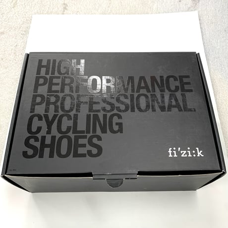 Fizik フィジーク　R1B (R1 BOA MEN)　レッド-レッド　41.5サイズ