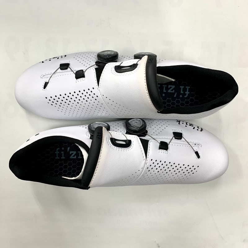 在庫品アウトレット】 Fizik フィジーク R1B (R1 BOA MEN) ホワイト 4 在庫品アウトレット】 Fizik フィジーク R1B (R1 BOA MEN) ホワイト 4