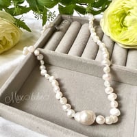 baroque pearl necklace