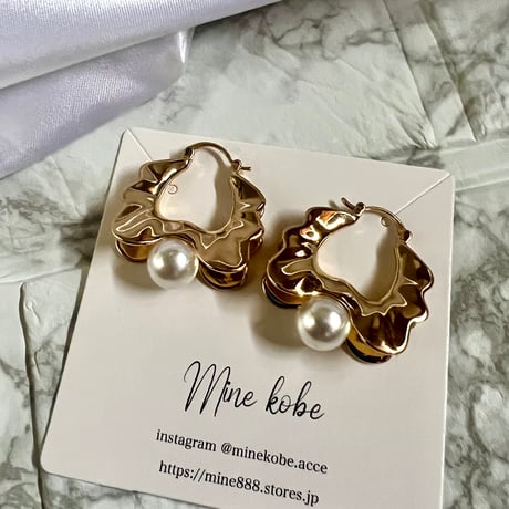 wave metal in pearl pierce