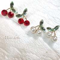 Cherry bijou pierce