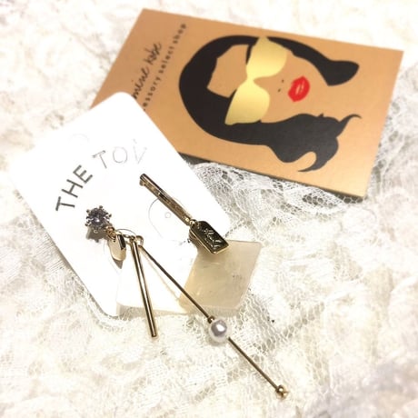 asymmetry square  plate pierce