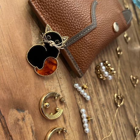 【MINEkobeオリジナル】animal motif brooch &tweed pouch