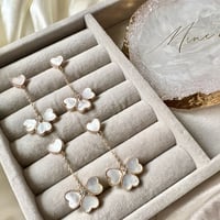 【18kgold 】heart clover drop shell pierce