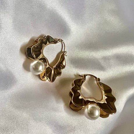 wave metal in pearl pierce