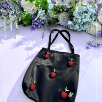 【MINEkobe original】fruits bijou satin bag
