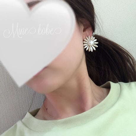 flower pearl white pierce