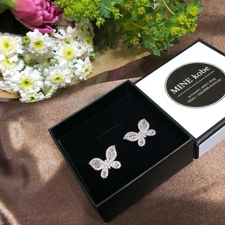 zircon bijou papillon pierce