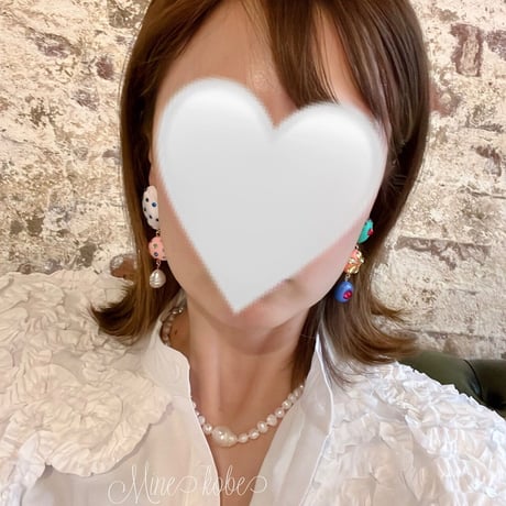 colorful bijou pierce