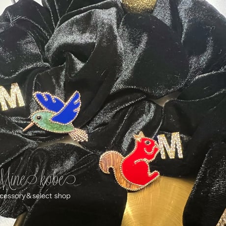 【MINEkobeオリジナル】animal motif brooch &velours chouchou