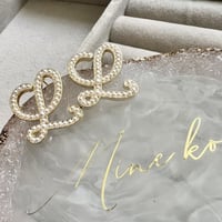 L initial pearl pierce