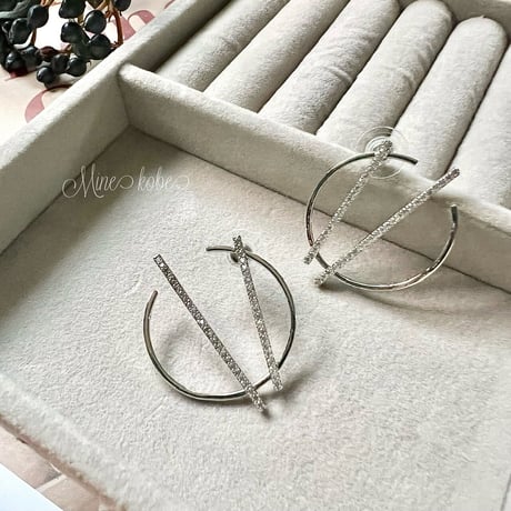 【White gold】zirconia circle silver pierce