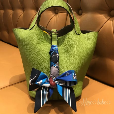 horse scarf tie