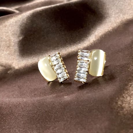 【silver925】Baguette cut zirconia stone pierce
