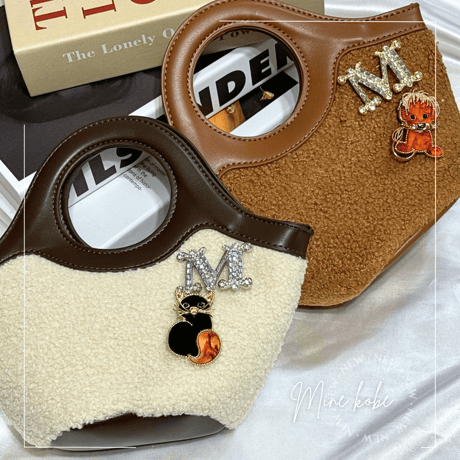 【MINEkobeオリジナル】animal broach fake ram wool bag