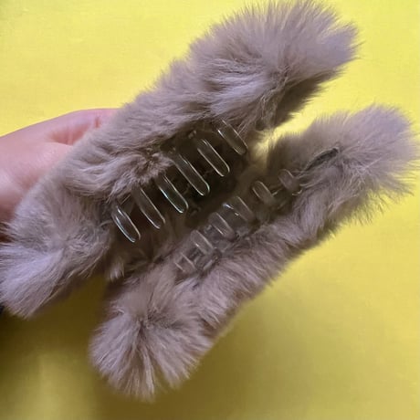 fur hair clip