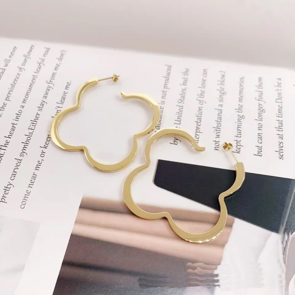 シエナロゼ♣️クローバーピアス クローバーモチーフピアス S5600035P | SIENA ROSE