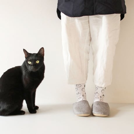 ねこ靴下（チャリティー作品）