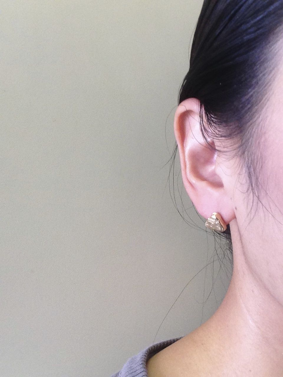 三角ゴールドカラーピアス | BIJOUTERIE323