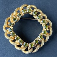 brooch/ta-17