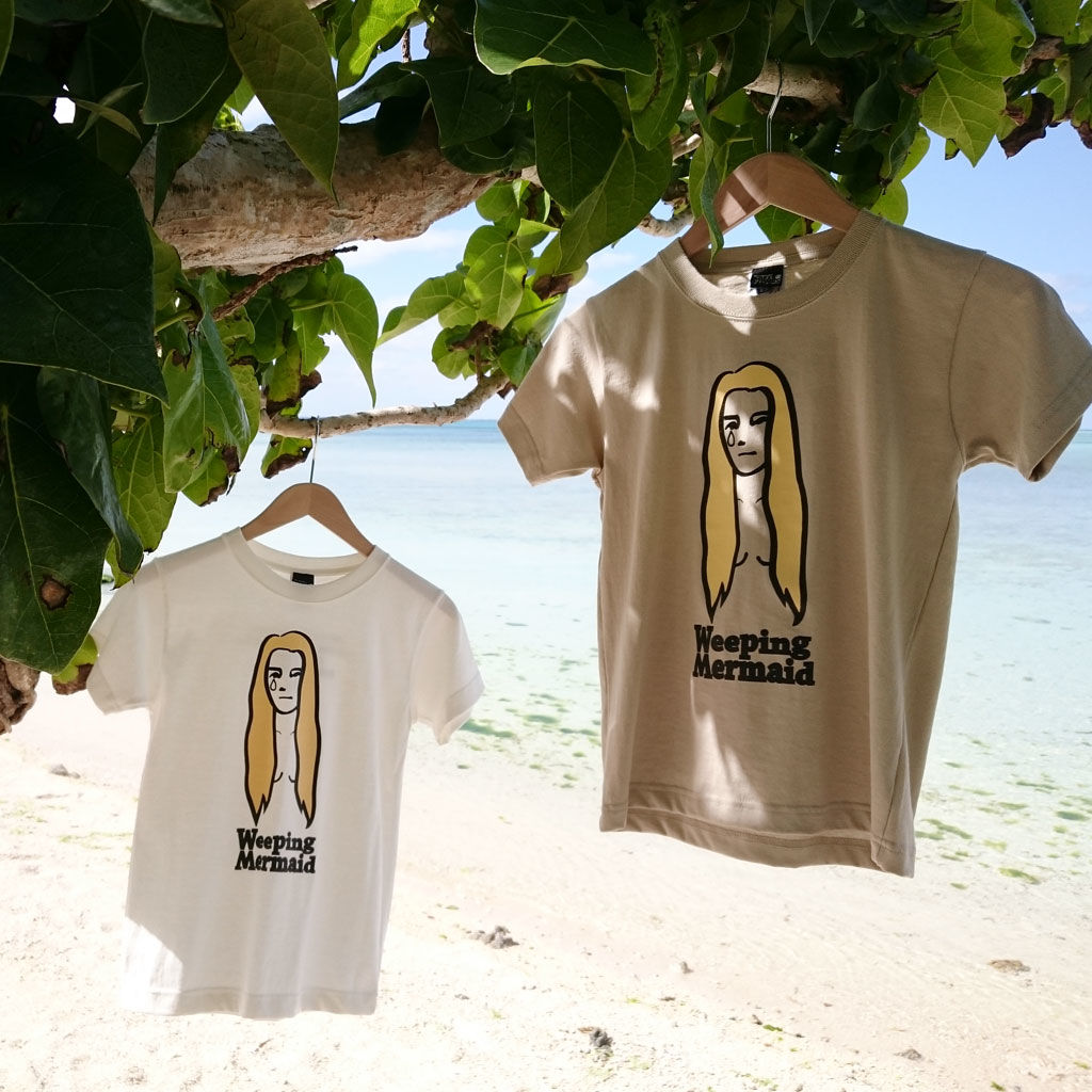 石垣島の人魚Tシャツ・イラストタイプ / サンド | FREE FOWLS