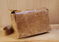 【受注生産】ラクダ革の横型ショルダーバッグ
