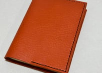 【在庫品・即納可能】イタリア製牛革のシンプルブックカバー（文庫サイズ・オレンジ）