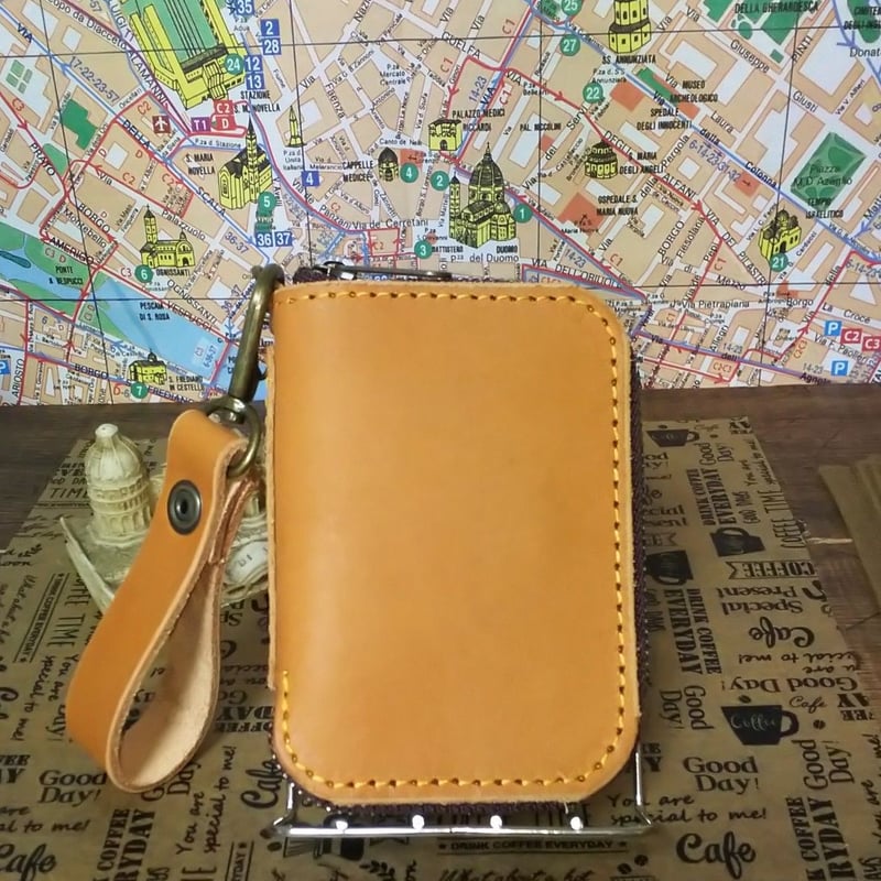 ちょっと欲張りなスマートキーケース | 手作り革工房「はろはろ」