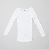 ヘンリーネック長袖Tシャツ　オフホワイト
