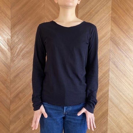 ケイト長袖Tシャツ　ネイビー（濃紺）