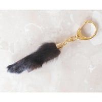 貴重な「ミンクの足のキーホルダー」無着色・無脱色・無染色！
