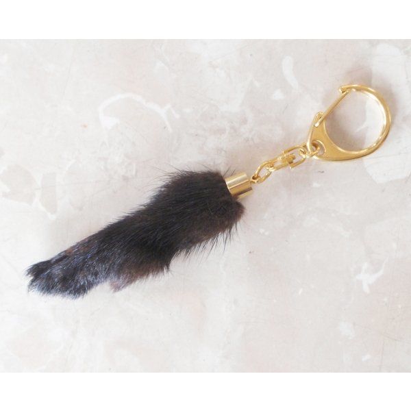 貴重な「ミンクの足のキーホルダー」無着色・無脱色・無染色！ | 新潟