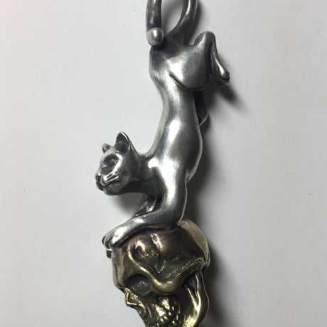 ■シルバー×真鍮■猫と髑髏のペンダント