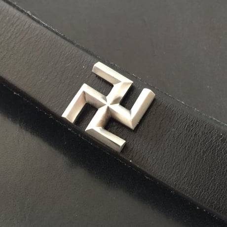 スワスティカ コンチョ /Swastika concho